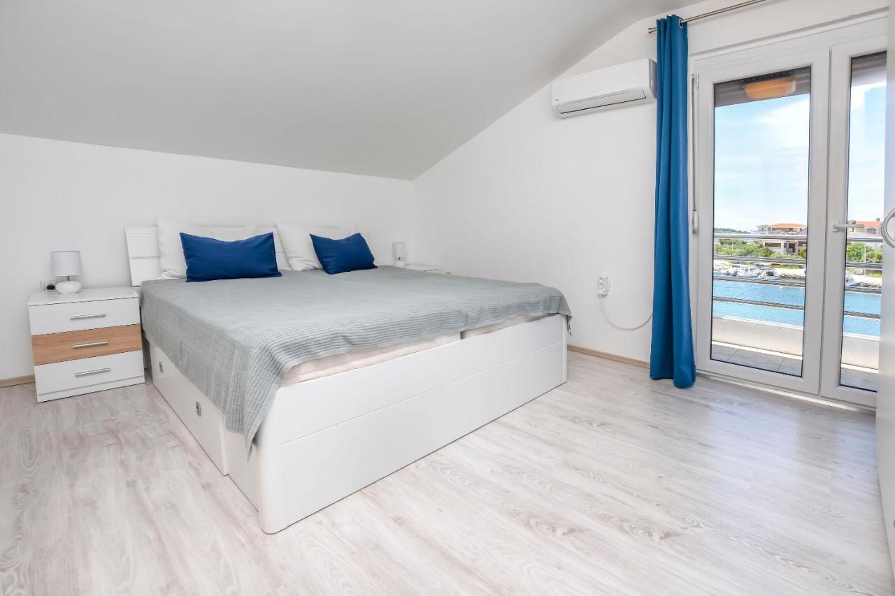 Apartment Bosiljka Rogoznica  Eksteriør billede